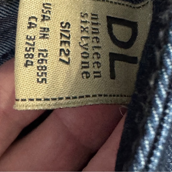 Grey Bandit Knit Sweater XS + DL1961 Cindy Slim Boot Jeans 27 Dark Wash - Picture 14 of 16